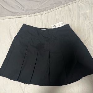 black hollister skirt